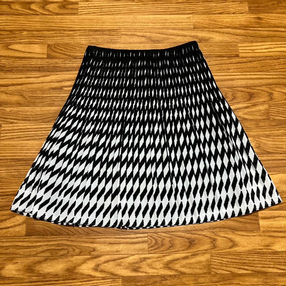 Alfani pleated skirt, sz S